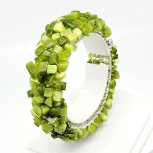 Artisan Olive Green Cat s Eye Chip Bracelet Glass Beads Handmade Boho Army Green